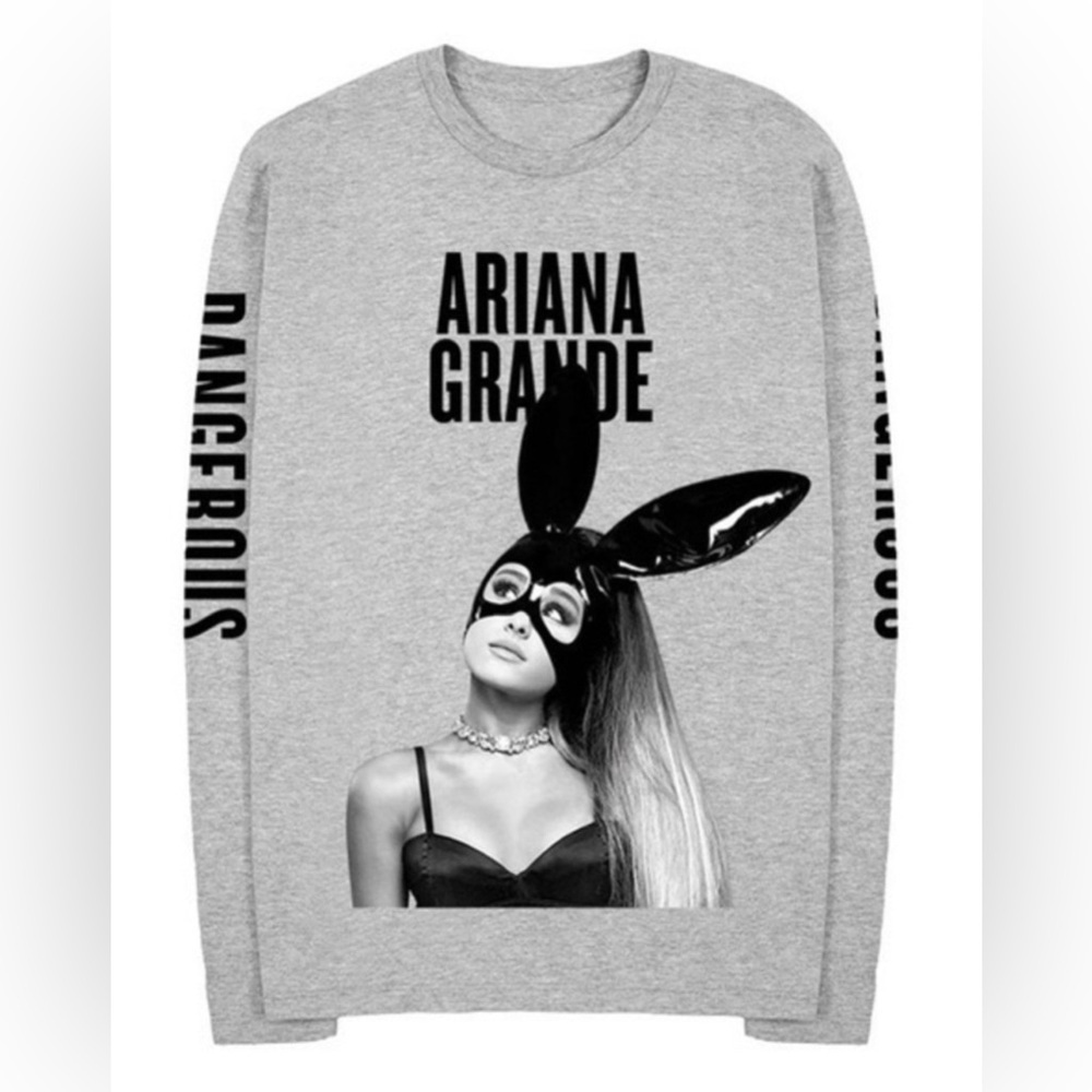 Ariana Grande Dangerous Woman Official Tour Shirt Size Small